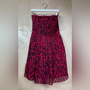 White House Black Market Red Animal Print Strapless Sweetheart Neckline Dress, 6